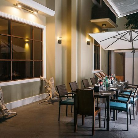 Fuvahmulah Central Hotel ภายนอก รูปภาพ